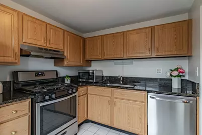 17 Dennis Court #773, Schaumburg, IL 60193 - Photo 9