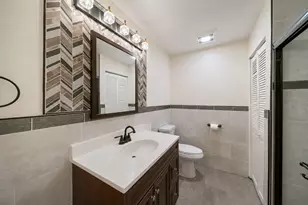 175 Lake Blvd, Buffalo Grove, IL 60089 - Photo 17