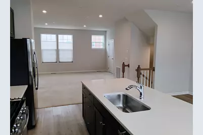 936 Jenkins Court, Wheeling, IL 60090 - Photo 9