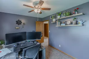 1246 Ivy St, Dekalb, IL 60115 - Photo 39