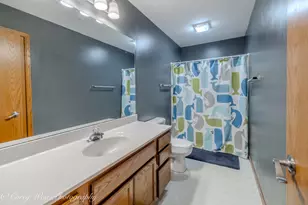 1246 Ivy St, Dekalb, IL 60115 - Photo 35
