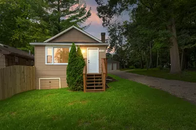 38178 N 1st Avenue, Spring Grove, IL 60081 - Photo 1