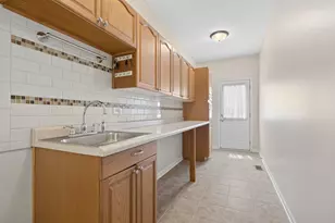 1964 Coneflower Ct, Yorkville, IL 60560 - Photo 11