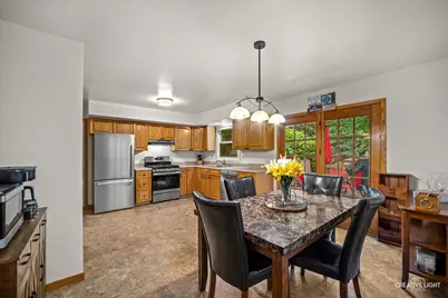 42 Lockman Circle, Elgin, IL 60123 - Photo 5