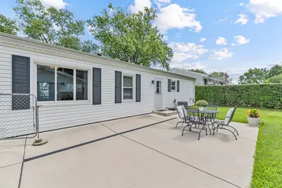 56 Birch Trail, Wheeling, IL 60090 - Photo 19