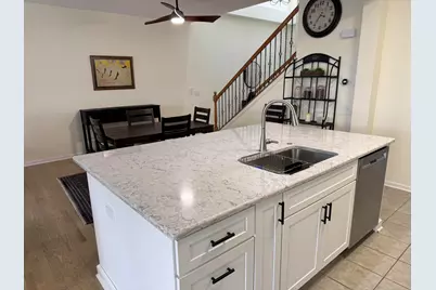 370 Sundown Court #D, Wauconda, IL 60084 - Photo 11