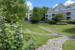 370 Sundown Ct, Wauconda, IL 60084 - Photo 3