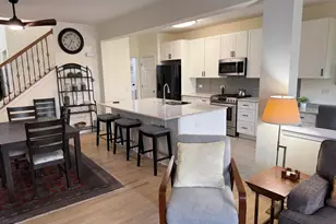 370 Sundown Ct, Wauconda, IL 60084 - Photo 13