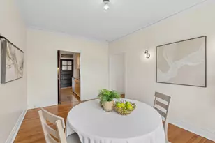 240 S Maple Ave, Oak Park, IL 60302 - Photo 13