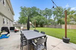 1668 Central Ave, Deerfield, IL 60015 - Photo 23