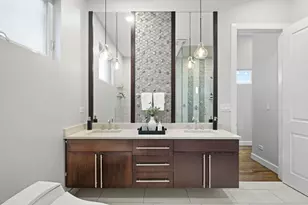 1555 W Pearson St, Chicago, IL 60622 - Photo 35