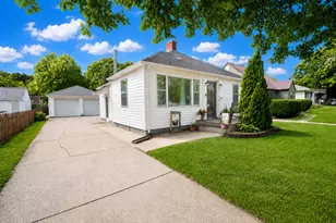 907 Cooper St, Dixon, IL 61021 - Photo 1