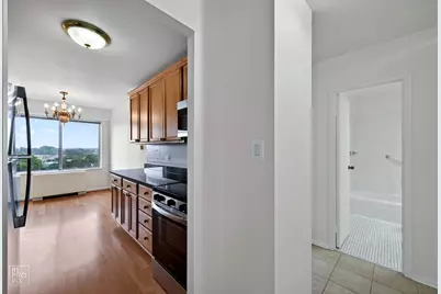 7141 N Kedzie Avenue #910, Chicago, IL 60645 - Photo 5