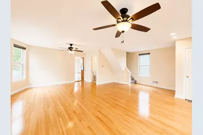 4857 W Berenice Avenue, Chicago, IL 60641 - Photo 3
