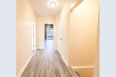 4857 W Berenice Avenue, Chicago, IL 60641 - Photo 13