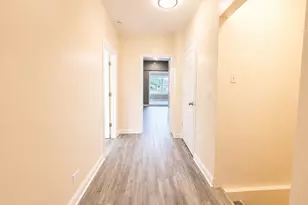 4857 W Berenice Ave, Chicago, IL 60641 - Photo 13