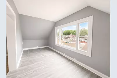 4857 W Berenice Avenue, Chicago, IL 60641 - Photo 23