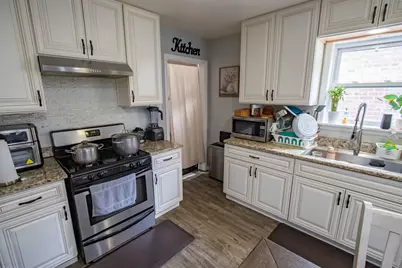 3837 Harvey Avenue, Berwyn, IL 60402 - Photo 7