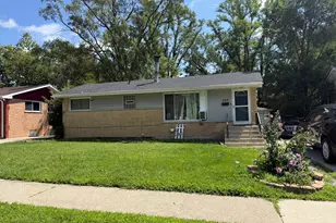 357 Serena Dr, Chicago Heights, IL 60411 - Photo 1