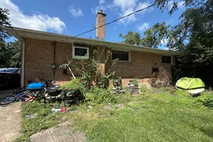 357 Serena Dr, Chicago Heights, IL 60411 - Photo 11