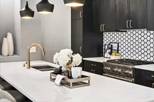 1203 W Superior St, Chicago, IL 60642 - Photo 15