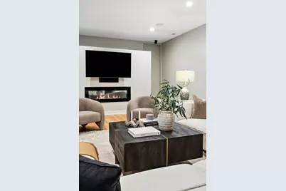 1203 W Superior Street #1B, Chicago, IL 60642 - Photo 29