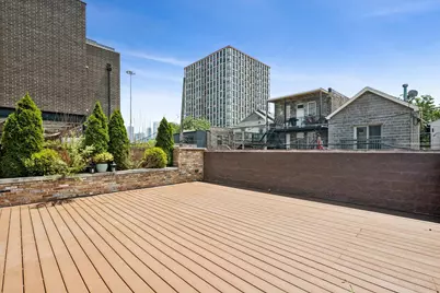 1203 W Superior Street #1B, Chicago, IL 60642 - Photo 35