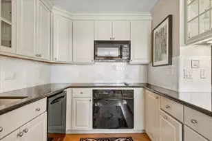2626 N Lakeview Ave, Chicago, IL 60614 - Photo 7