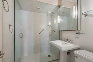 2626 N Lakeview Ave, Chicago, IL 60614 - Photo 13