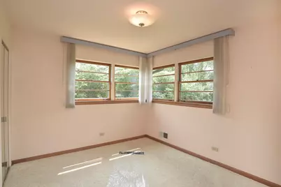 516 S Main Street, Mount Prospect, IL 60056 - Photo 11