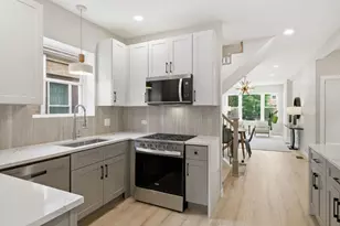 4431 N Marmora Ave, Chicago, IL 60630 - Photo 9