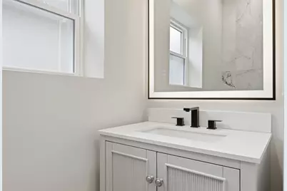 4431 N Marmora Avenue, Chicago, IL 60630 - Photo 13