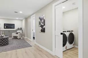 4431 N Marmora Ave, Chicago, IL 60630 - Photo 23
