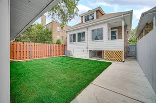 3048 N Marmora Ave, Chicago, IL 60634 - Photo 23