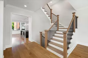 924 E Chicago Ave, Naperville, IL 60540 - Photo 29