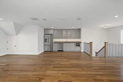 924 E Chicago Avenue, Naperville, IL 60540 - Photo 35