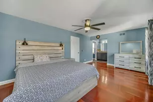 256 E Fox Hill Dr, Buffalo Grove, IL 60089 - Photo 29