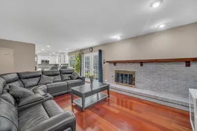 256 E Fox Hill Drive, Buffalo Grove, IL 60089 - Photo 15