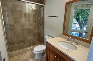 2036 N Larrabee St, Chicago, IL 60614 - Photo 9