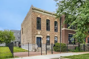 2335 W Maypole Ave, Chicago, IL 60612 - Photo 1