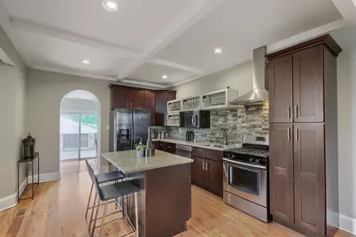 2335 W Maypole Avenue, Chicago, IL 60612 - Photo 7