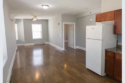 113 N Hickory Street #B, Joliet, IL 60435 - Photo 5