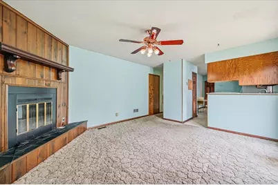 482 Pinewood Drive, North Aurora, IL 60542 - Photo 7