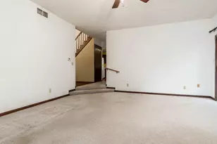 6335 Durness Dr, Caledonia, IL 61011 - Photo 13