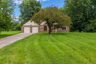 6335 Durness Dr, Caledonia, IL 61011 - Photo 1