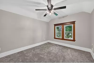 558 S 3rd Street, Rochelle, IL 61068 - Photo 23