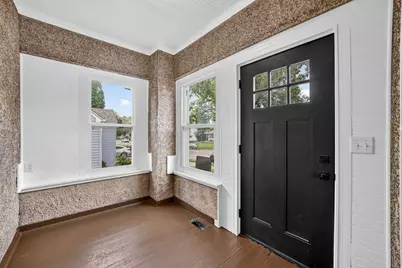 558 S 3rd Street, Rochelle, IL 61068 - Photo 3