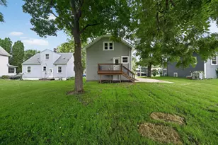 558 S 3rd St, Rochelle, IL 61068 - Photo 33