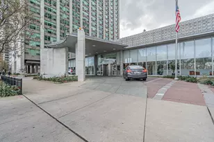 3600 N Lake Shore Dr, Chicago, IL 60613 - Photo 21