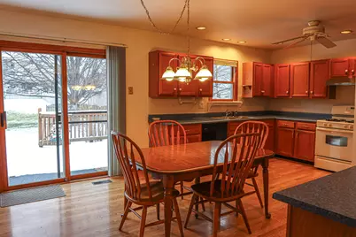904 Harvest Trail #B, Yorkville, IL 60560 - Photo 7